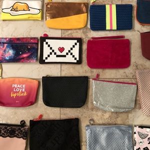 Ipsy makeup bags! Bundle of 16! Like New